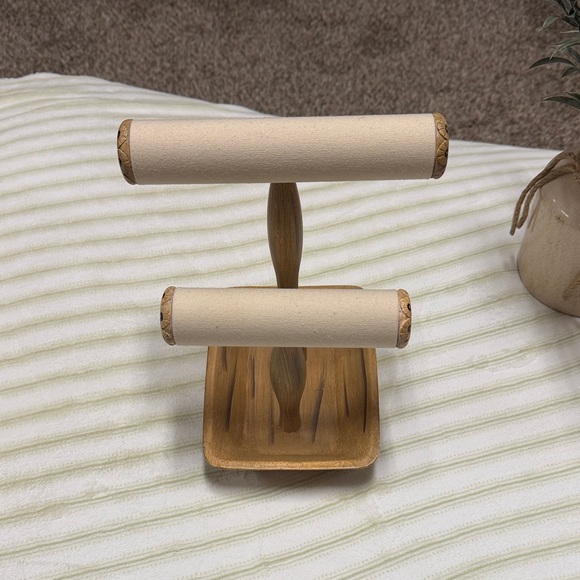 Wooden Jewelry Display Stand - Picture 3 of 8